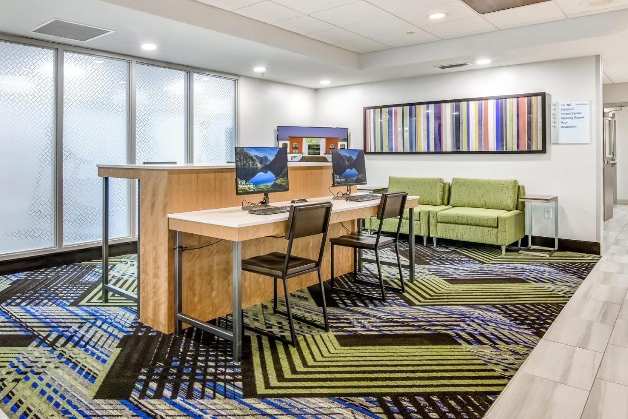 Holiday Inn Express & Suites Longview North By Ihg Esterno foto