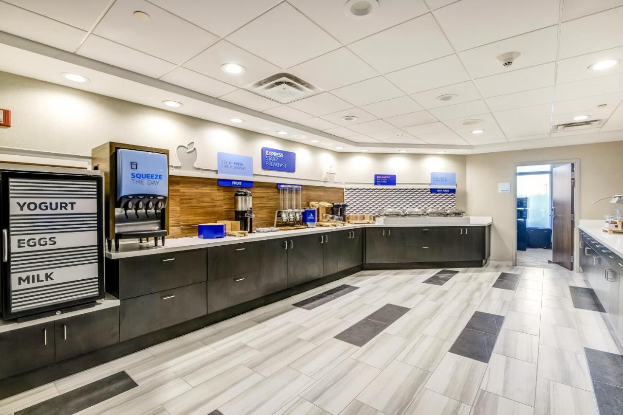 Holiday Inn Express & Suites Longview North By Ihg Esterno foto